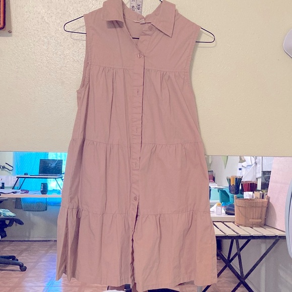 Derek Heart Dresses & Skirts - Derek Heart Sleeveless Tan Button-Down Dress NWOT